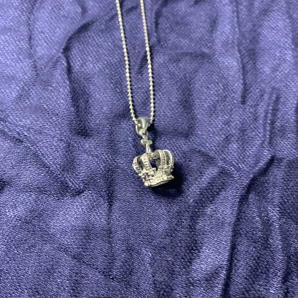 Crown Pendant Necklace